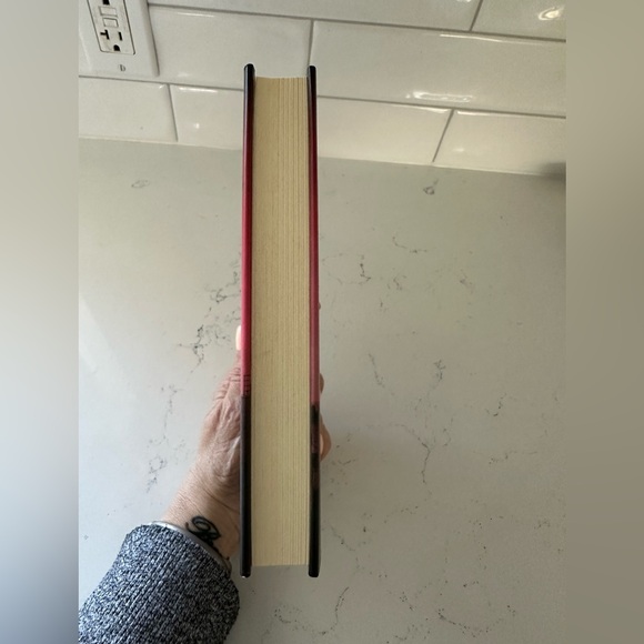 Die For Me by Amy Plum Hardcover - Picture 3 of 3